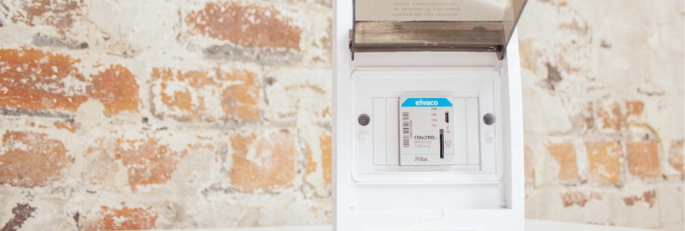 Elvaco CMe2100 on Brick wall